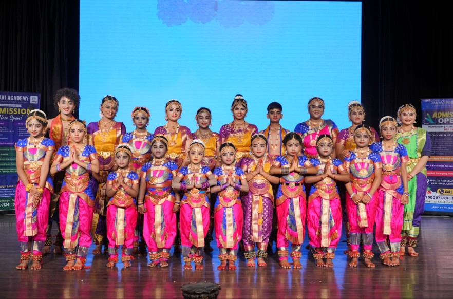 Adayar Kalakendra students in a live Margam Showcase performance